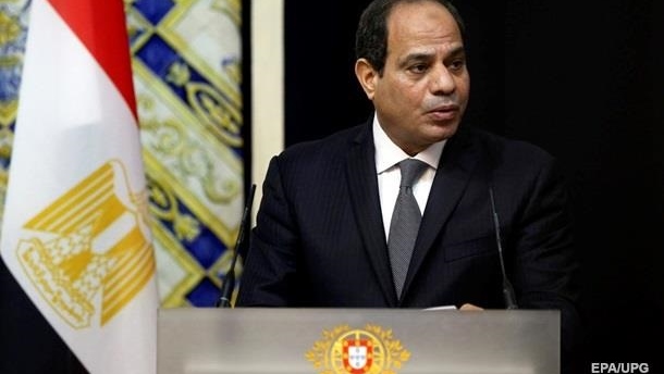 Президент Египта сменил генералов армии и спецслужб