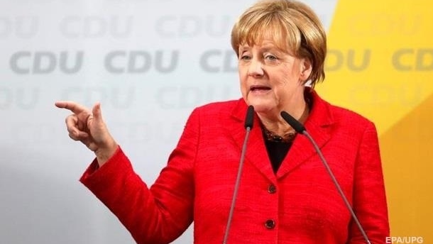 Рейтинг партии Меркель упал до минимума за последние шесть лет