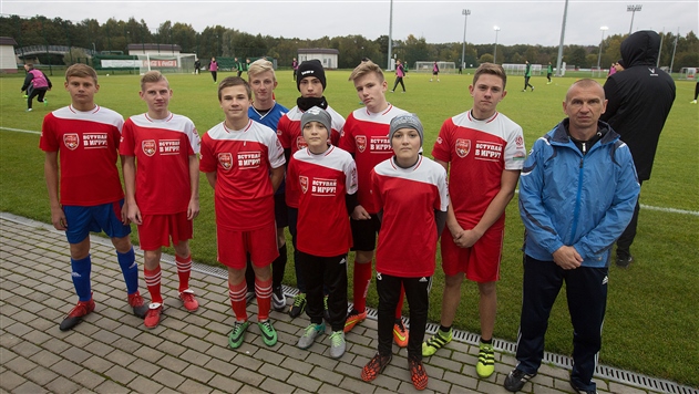 Сборная Беларуси пропустила три мяча от 13-летних чемпионов