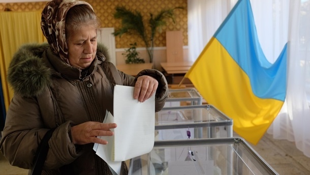 В Украине проходят местные выборы в 201 громаде