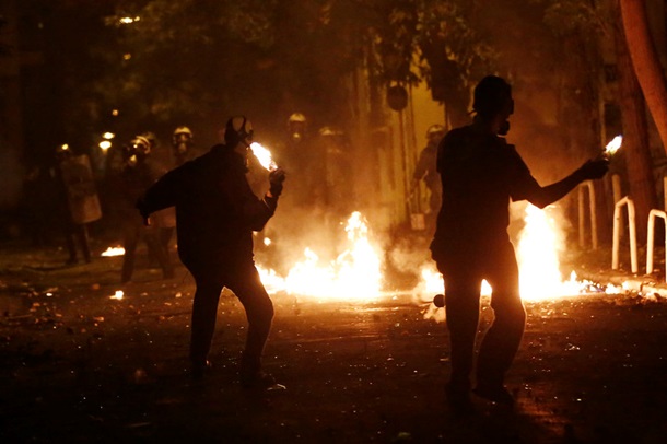В Греции массовые беспорядки, есть пострадавшие