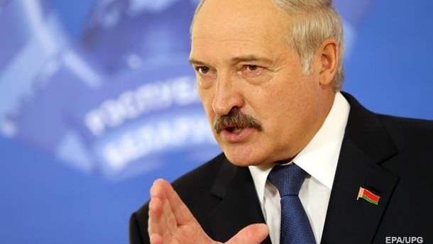 Лукашенко о НАТО у границ: Соприкасаемся лоб в лоб