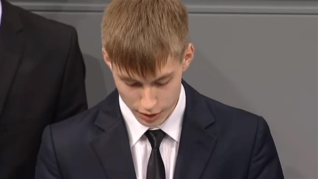 В России угрожают школьнику, который в Германии рассказал о Вермахте
