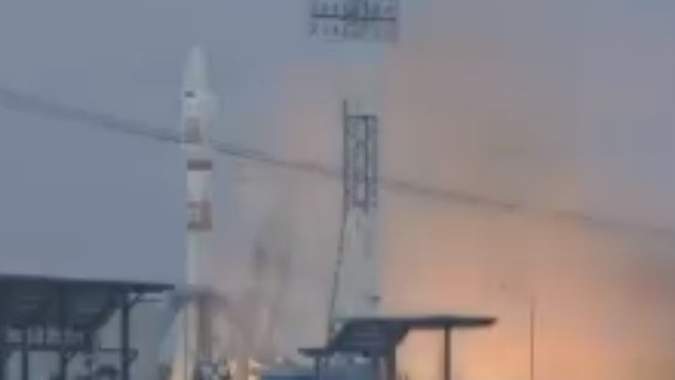 Россия запустила ракету-носитель Союз-2