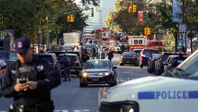 Мэр Нью-Йорка назвал наезд грузовика терактом