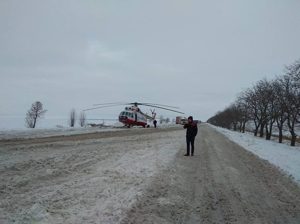 Вертолет Князева полностью заблокировал движение на трассе