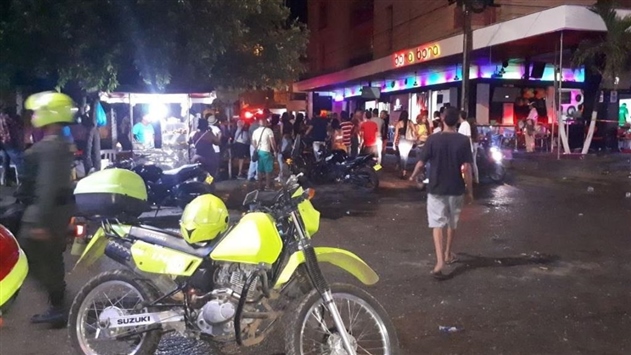 В Колумбии в ночном клубе взорвали гранату, пострадали 30 человек