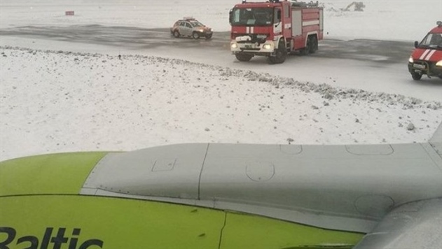В РФ самолет с латвийским министром попал в аварию