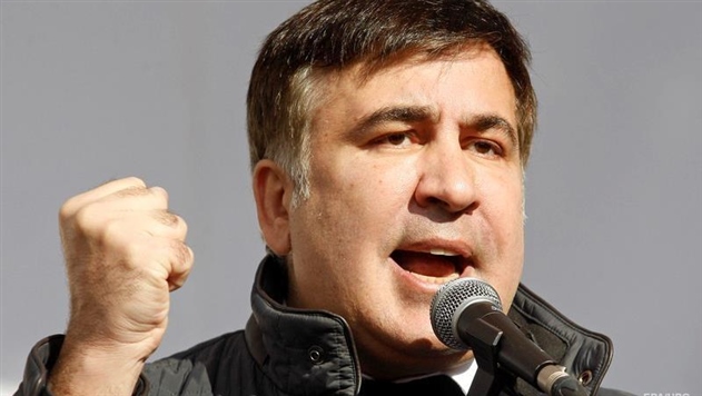 Адвокаты передали Саакашвили лекарства и вещи